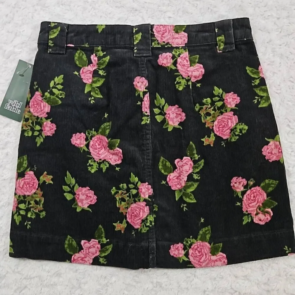 Wild Fable Corduroy black skirt with roses floral print size 00 New With Tags - Picture 6 of 6